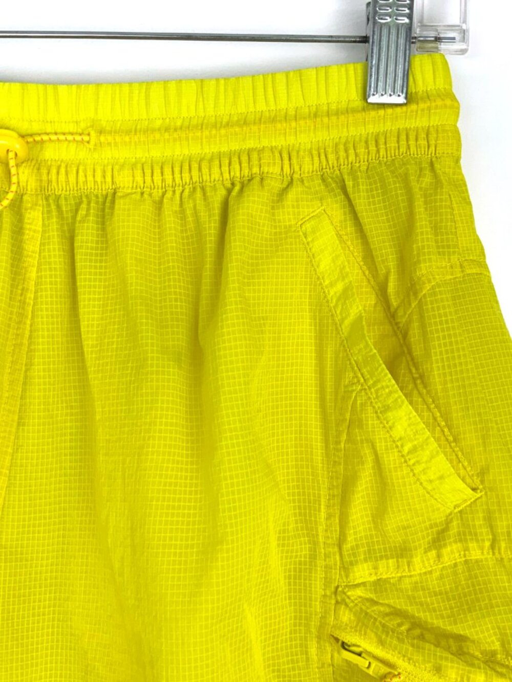 Outdoor Voices Yellow Windbreaker 3" Shorts Sz M - Picture 14 of 16